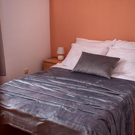 Jacqueline Apartment Pula Zewnętrze zdjęcie